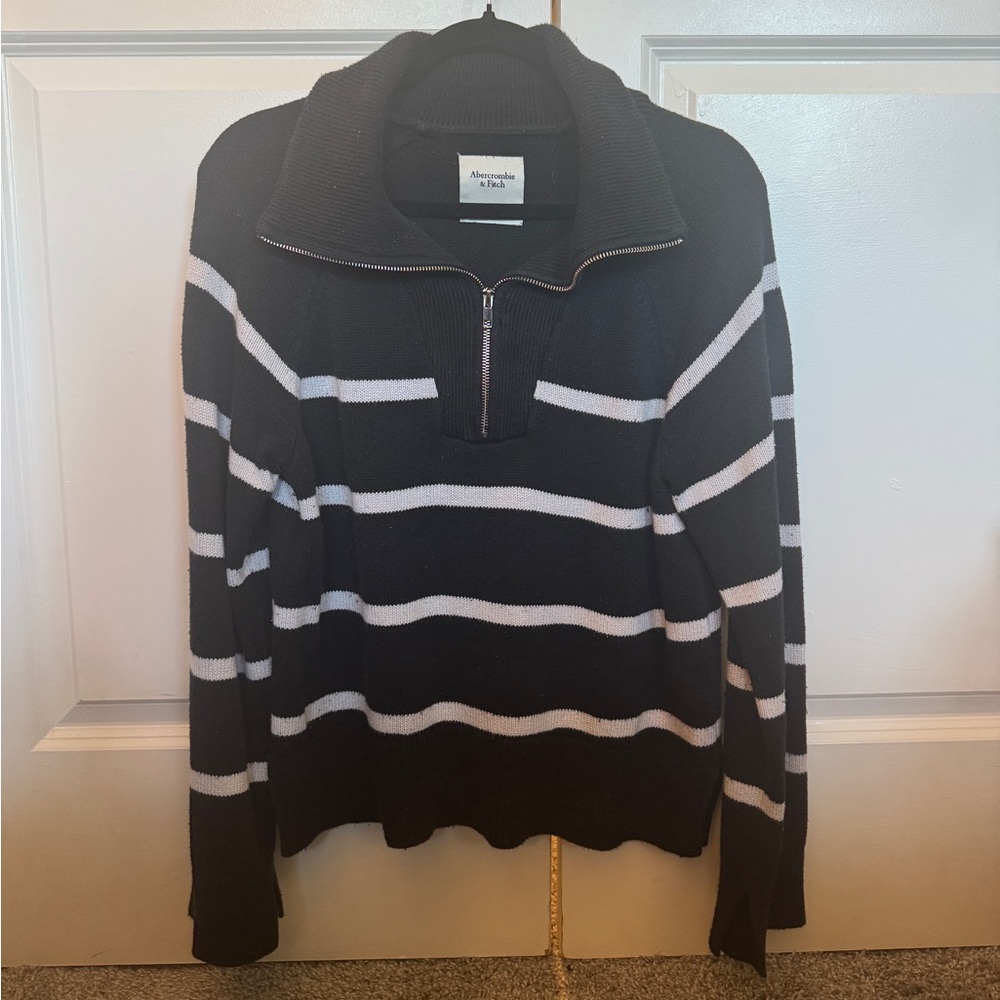 Abercrombie Knit Quarter Zip (M)